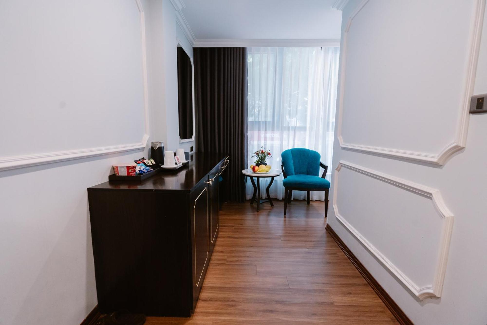 Hong Van Hotel ハノイ市 エクステリア 写真