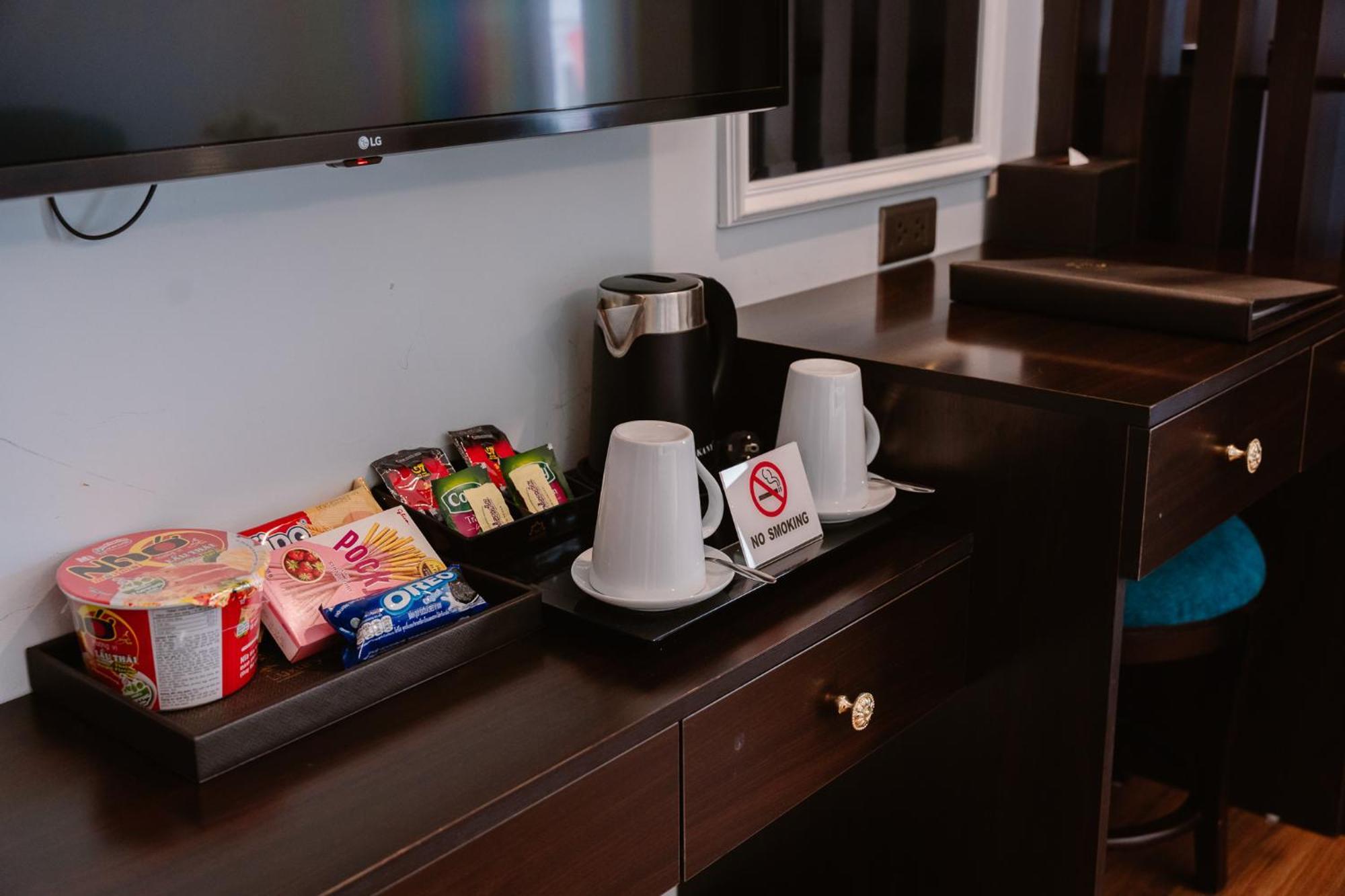 Hong Van Hotel ハノイ市 エクステリア 写真